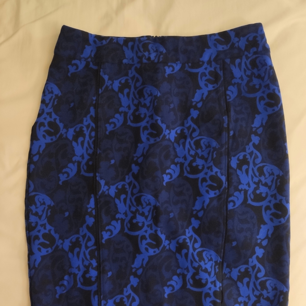 Ann Taylor Blue Patterned Pencil Skirt